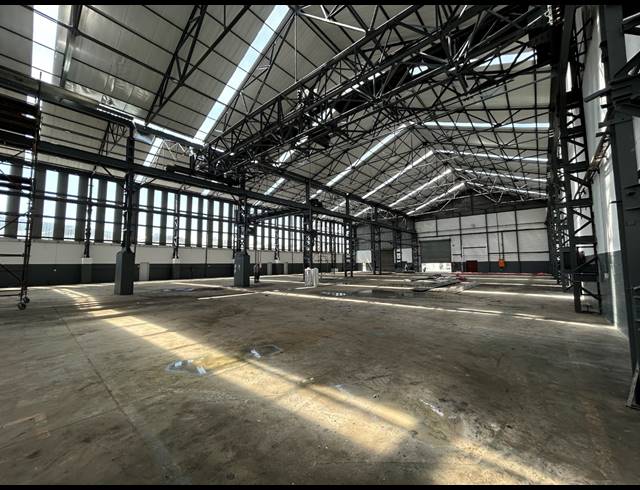 7,255M² WAREHOUSE TO LET IN EPPING INDUSTRIAL